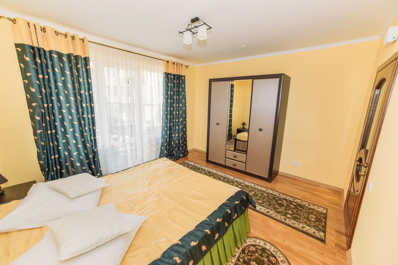 Apartments Sonce Truskavets Ngoại thất bức ảnh