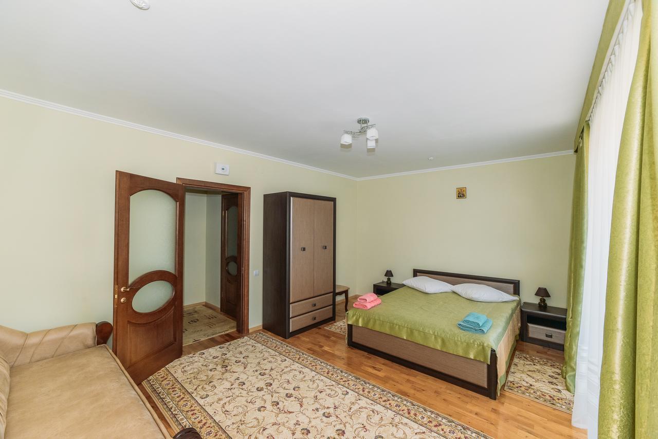 Apartments Sonce Truskavets Ngoại thất bức ảnh