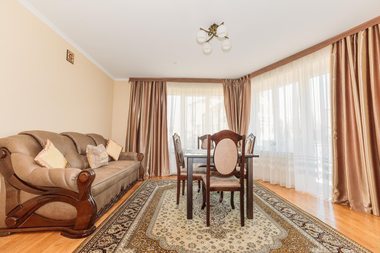 Apartments Sonce Truskavets Ngoại thất bức ảnh