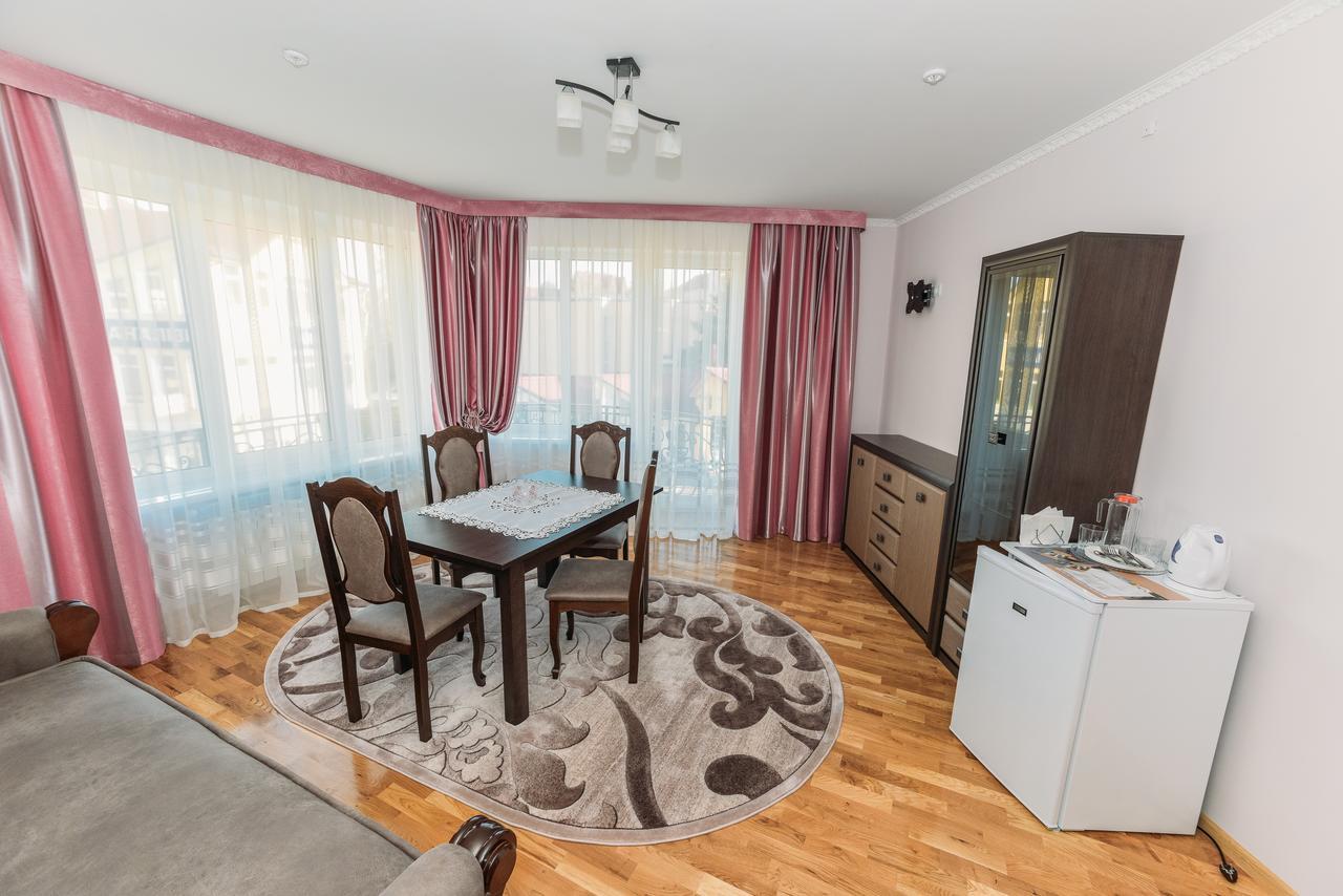 Apartments Sonce Truskavets Ngoại thất bức ảnh